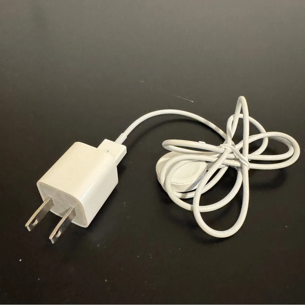 Apple Watch Magnetic Charging Cable to USB 0.3m MX2G2AM/A OEM GENUINE (2)